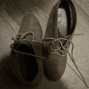 GrY size 8 cute booties